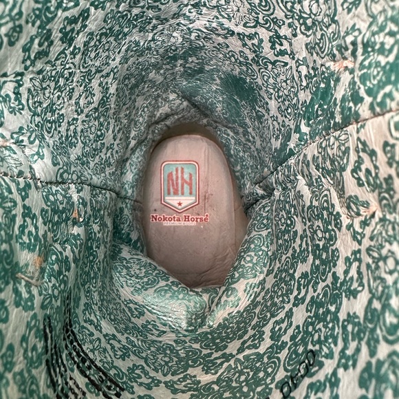 White Cowboy boots - Picture 4 of 5